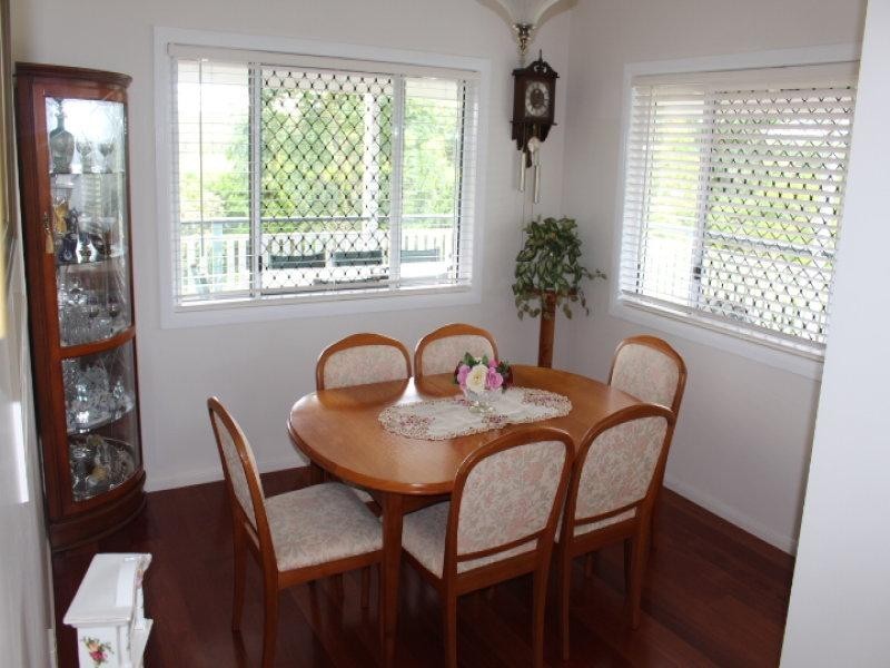 11 Violets Crs, Gin Gin QLD 4671