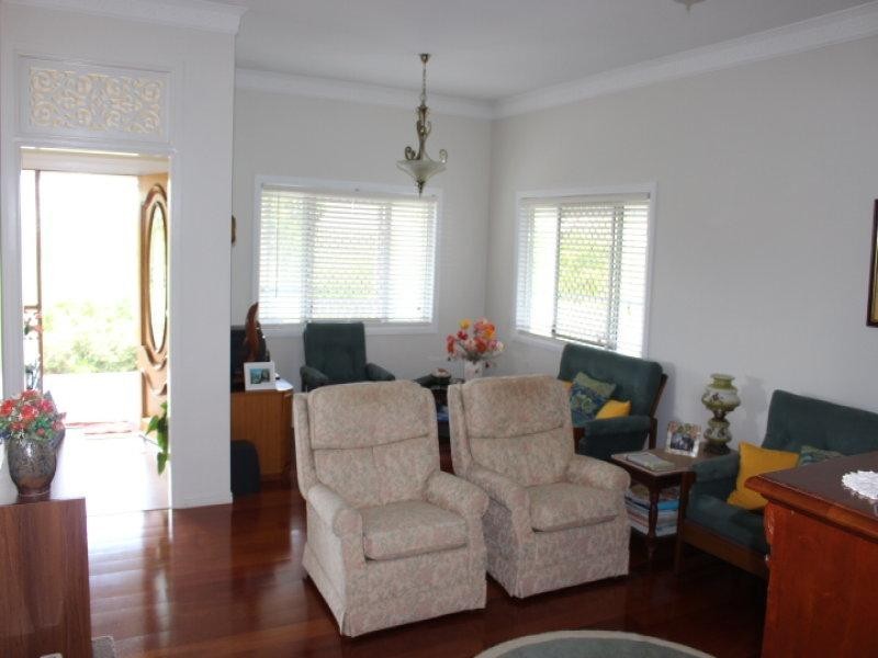 11 Violets Crs, Gin Gin QLD 4671