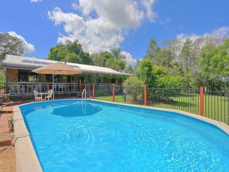 183 Wallaville Gooondoon Rd, Gin Gin QLD 4671