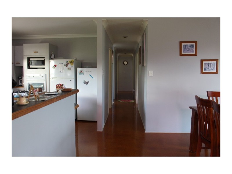10 Kent Tobin Rd, Gin Gin QLD 4671