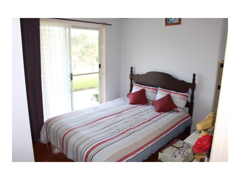 10 Kent Tobin Rd, Gin Gin QLD 4671