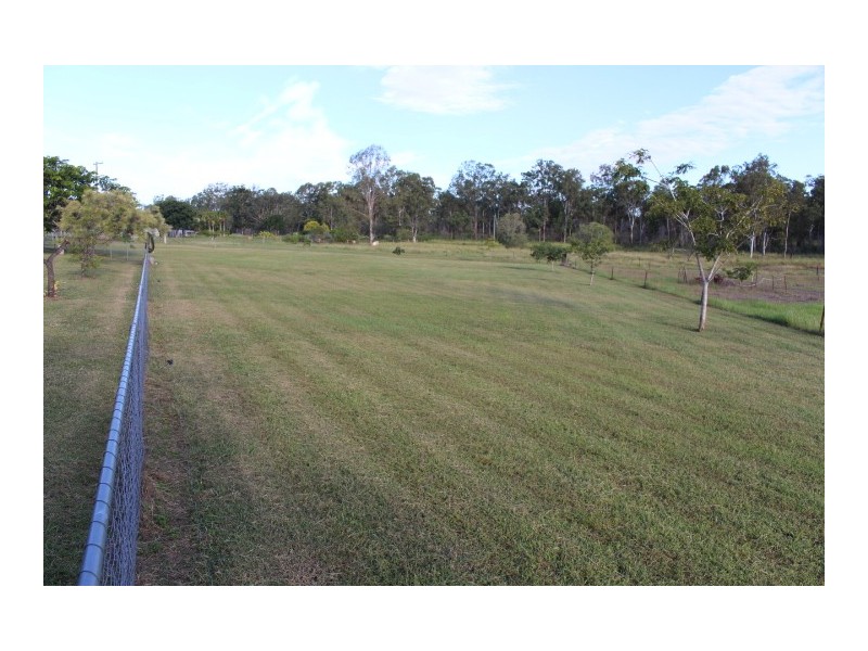 10 Kent Tobin Rd, Gin Gin QLD 4671