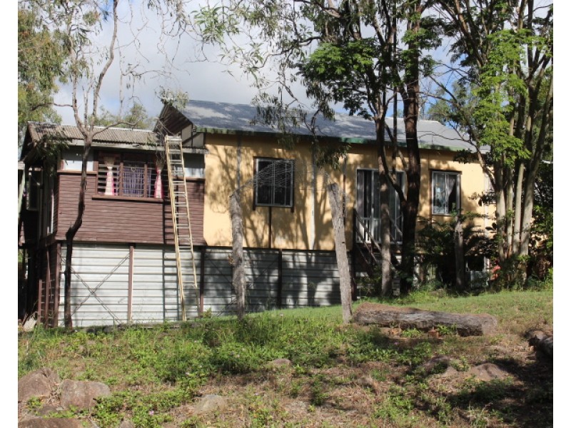 55 Barton Rd, Kolonga QLD 4671