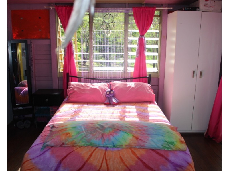 55 Barton Rd, Kolonga QLD 4671