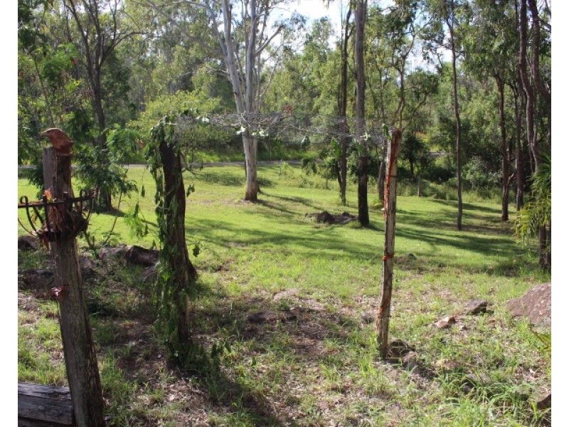 55 Barton Rd, Kolonga QLD 4671