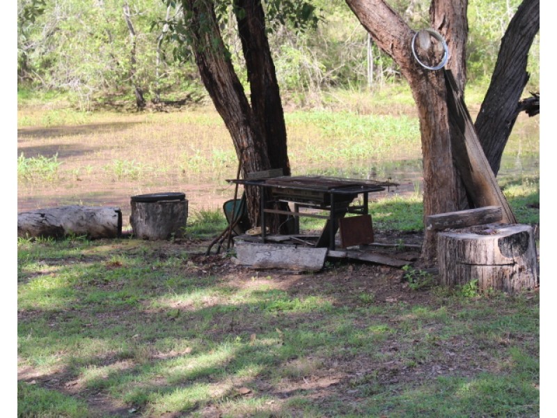 55 Barton Rd, Kolonga QLD 4671