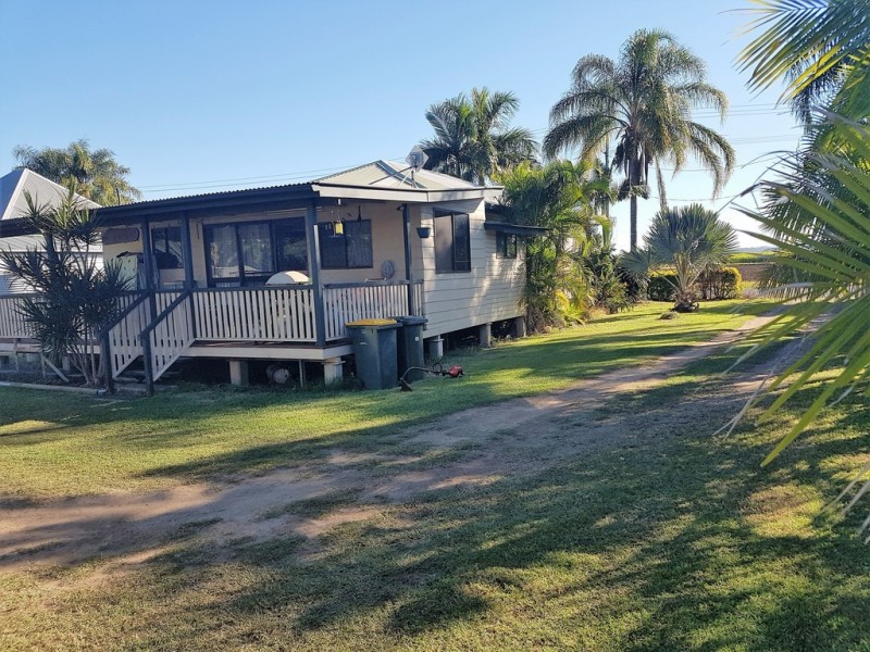 32 Mill St, Wallaville QLD 4671
