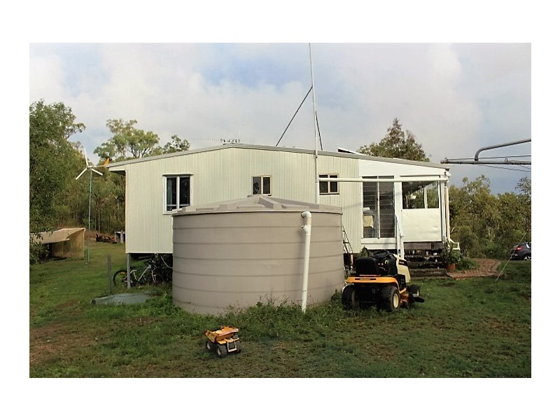 1195 Gin Gin Mt Perry Rd, Gin Gin QLD 4671