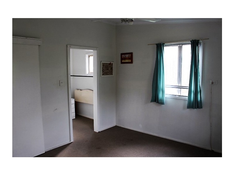 1195 Gin Gin Mt Perry Rd, Gin Gin QLD 4671