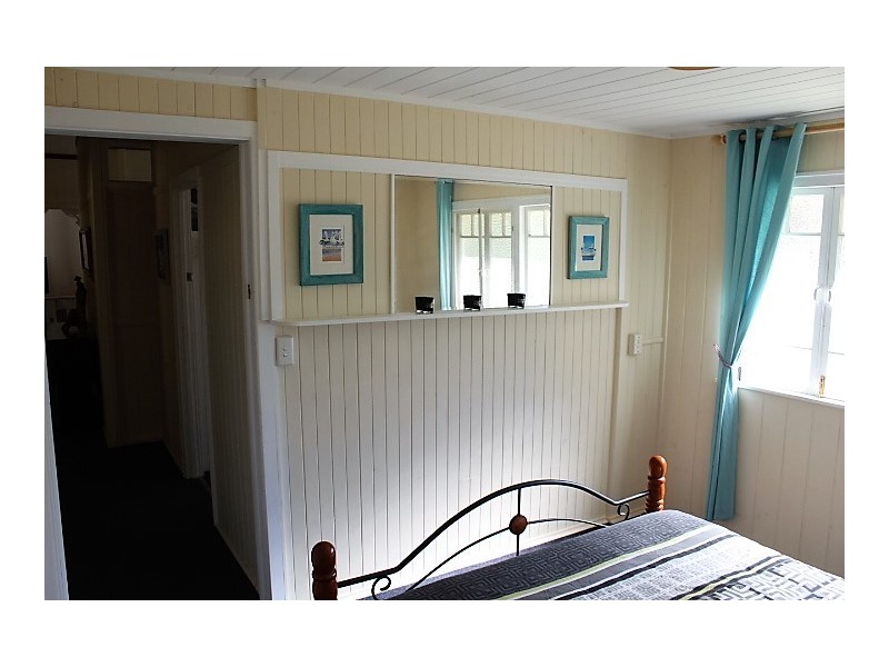 125 Bishops Rd, Gin Gin QLD 4671