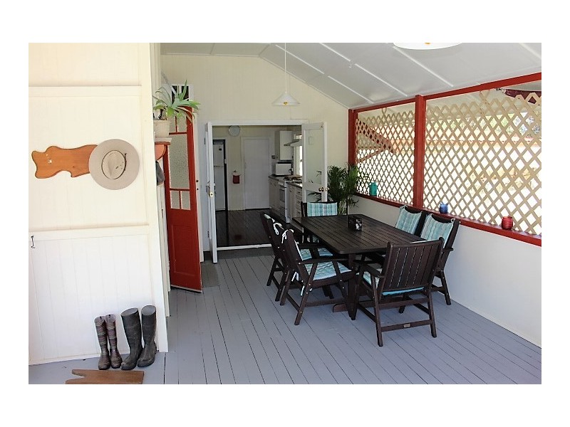 125 Bishops Rd, Gin Gin QLD 4671