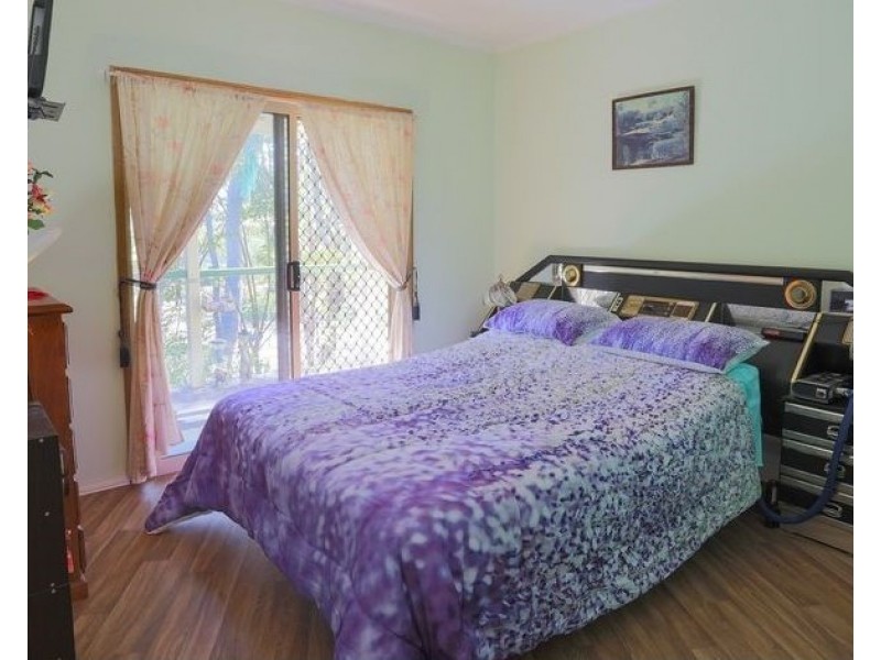 40 May St, Gin Gin QLD 4671