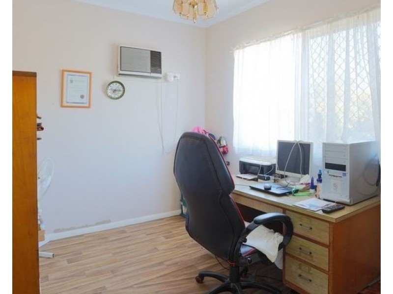 40 May St, Gin Gin QLD 4671
