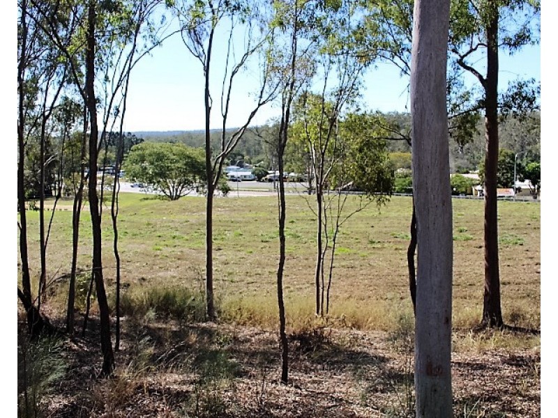 40 May St, Gin Gin QLD 4671