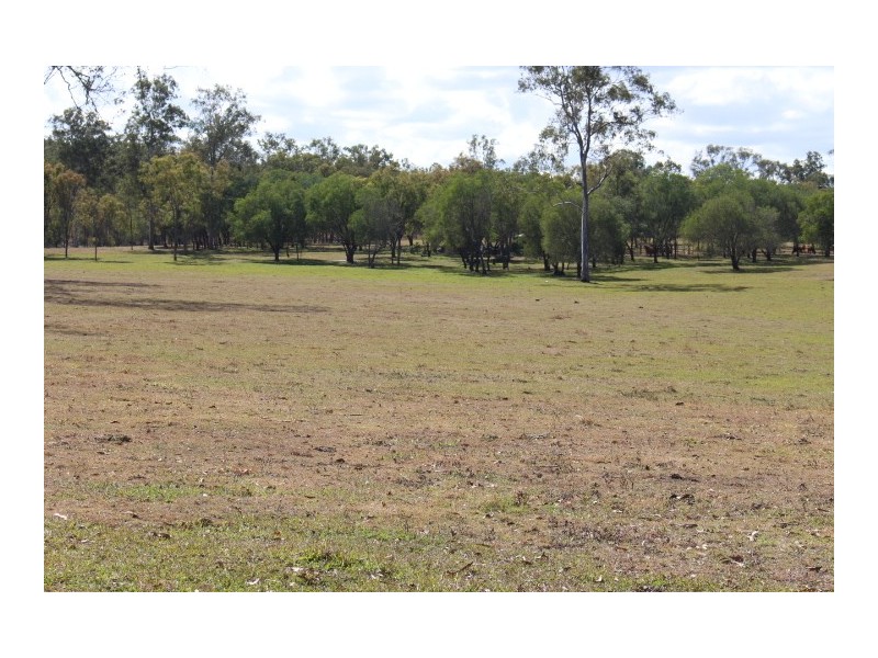 22 Scotneys Rd, Gin Gin QLD 4671