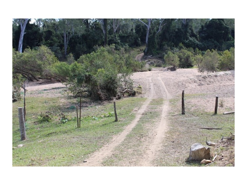 22 Scotneys Rd, Gin Gin QLD 4671