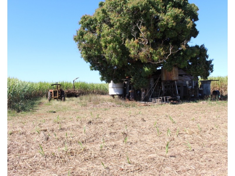 22 Faggs Rd, Gooburrum QLD 4670