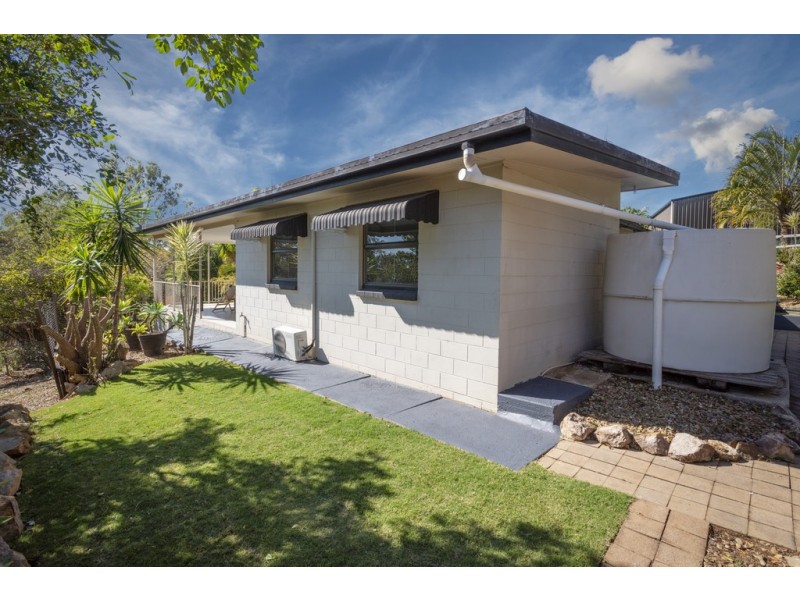 7 Rieck St, Gin Gin QLD 4671