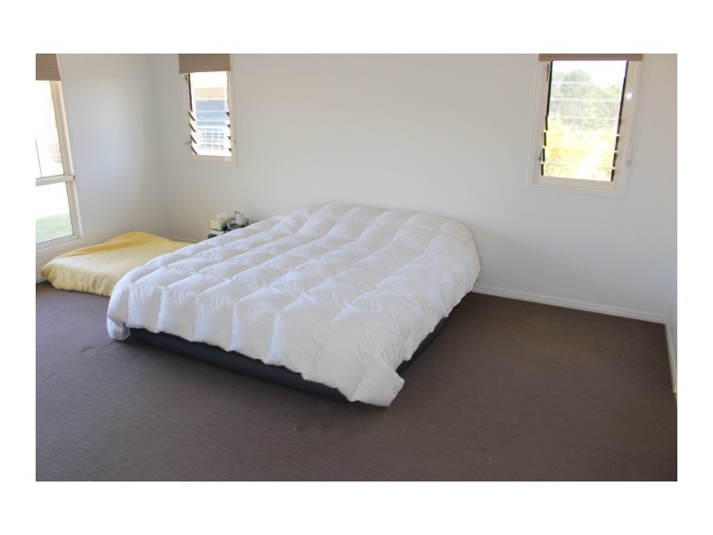 71 Hideaway Drive, Gin Gin QLD 4671