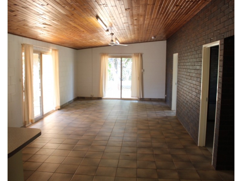 1/29 Morris Terrace, Gin Gin QLD 4671