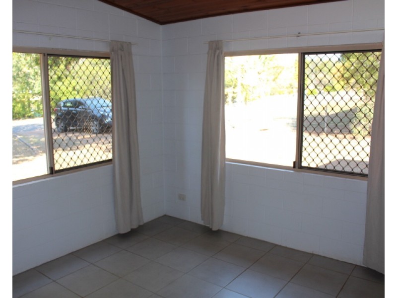 1/29 Morris Terrace, Gin Gin QLD 4671