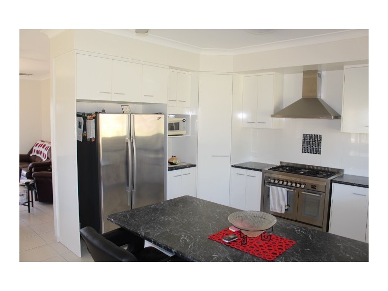 64 Hideaway Drive, Gin Gin QLD 4671