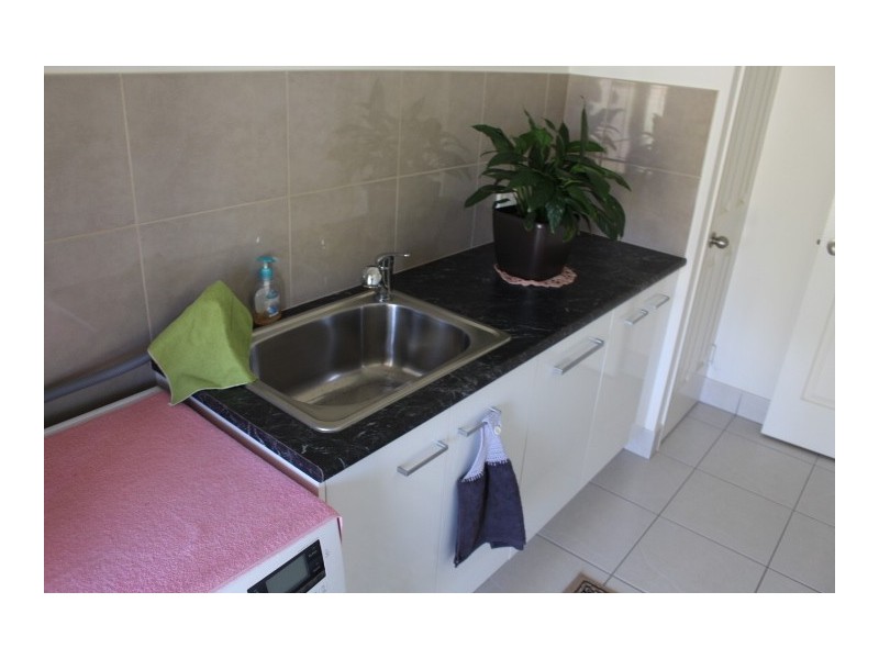 64 Hideaway Drive, Gin Gin QLD 4671