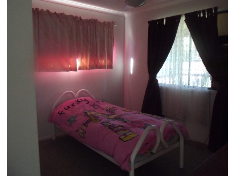 104 Mulgrave St, Gin Gin QLD 4671