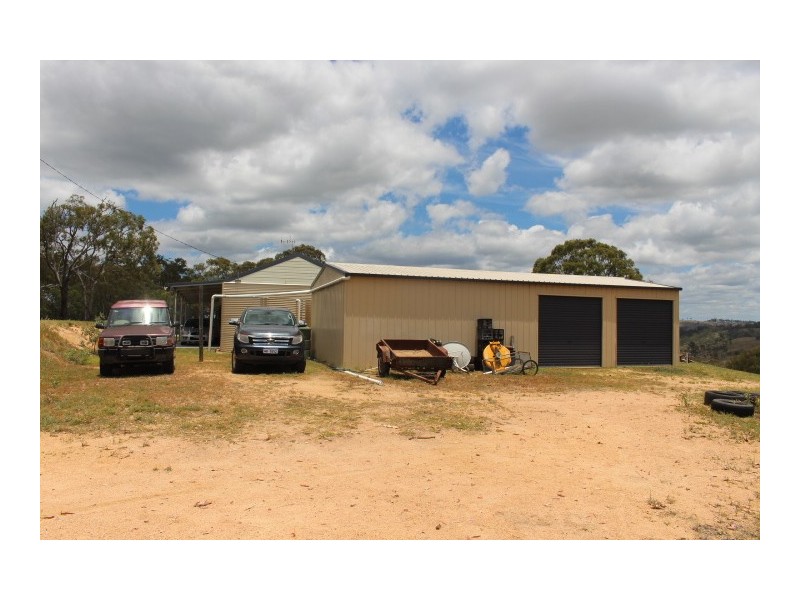 136 Rocky Creek Rd, Mount Perry QLD 4671