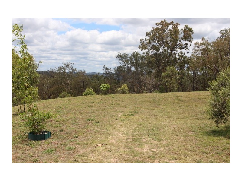 136 Rocky Creek Rd, Mount Perry QLD 4671