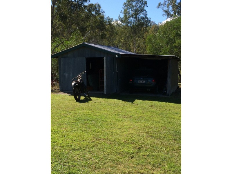 3 Russell St, Mount Perry QLD 4671