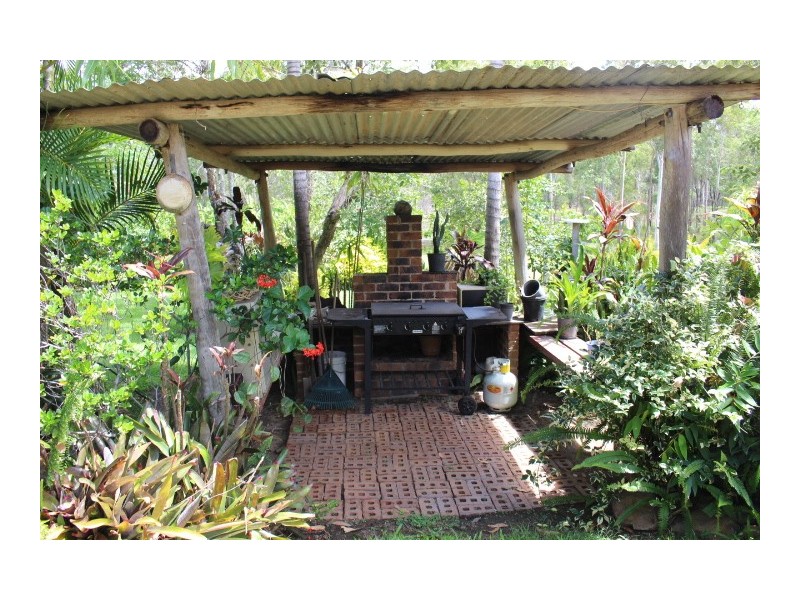 1516 Tableland Road, Gin Gin QLD 4671