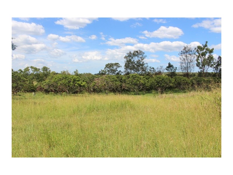 218 Mcilwraith Rd, Gin Gin QLD 4671