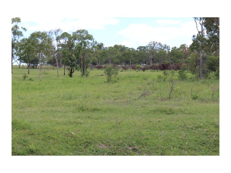 218 Mcilwraith Rd, Gin Gin QLD 4671