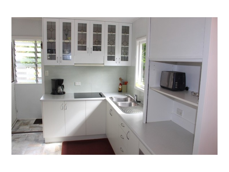 11 Walla St, Wallaville QLD 4671