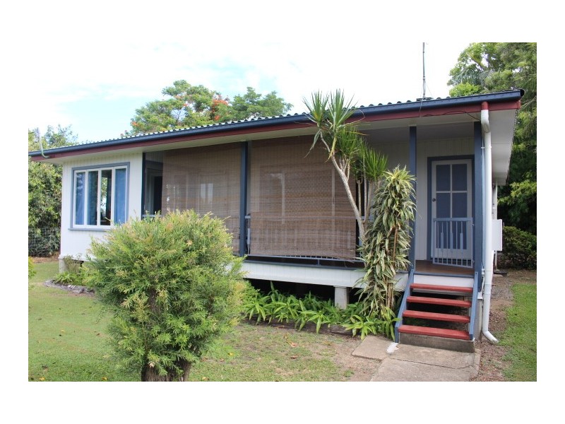 11 Walla St, Wallaville QLD 4671