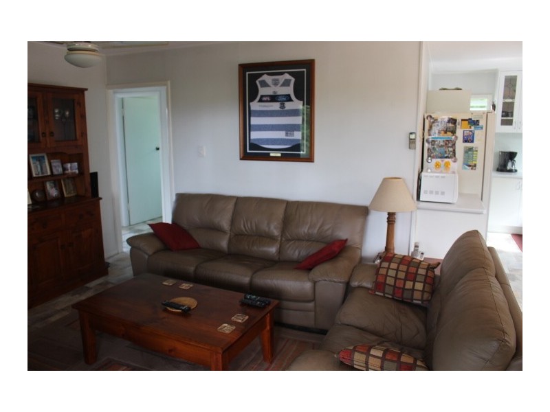 11 Walla St, Wallaville QLD 4671