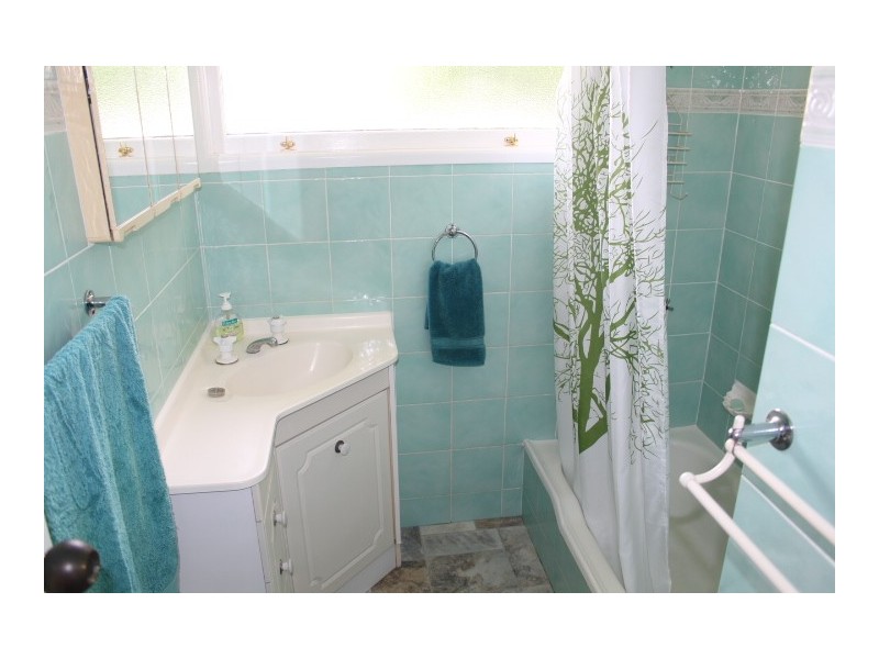 11 Walla St, Wallaville QLD 4671