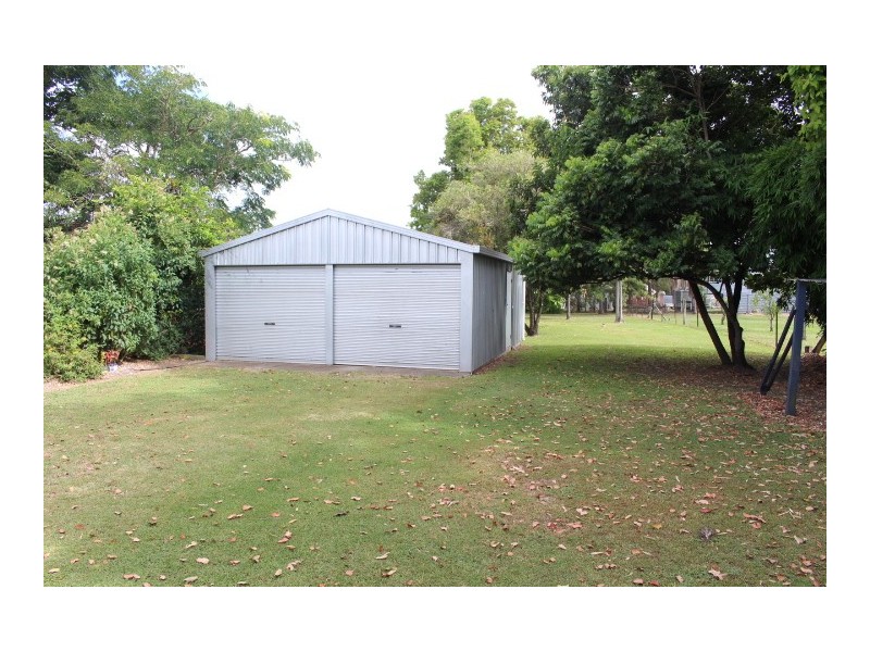 11 Walla St, Wallaville QLD 4671