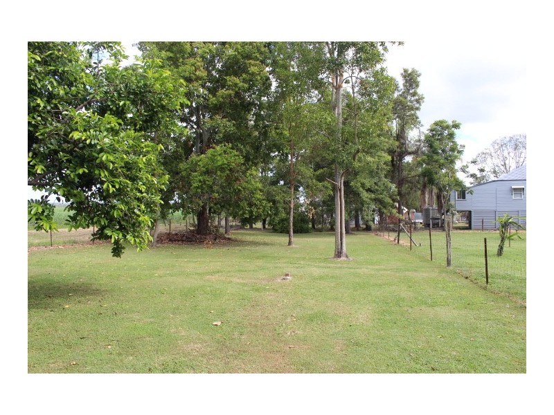 11 Walla St, Wallaville QLD 4671