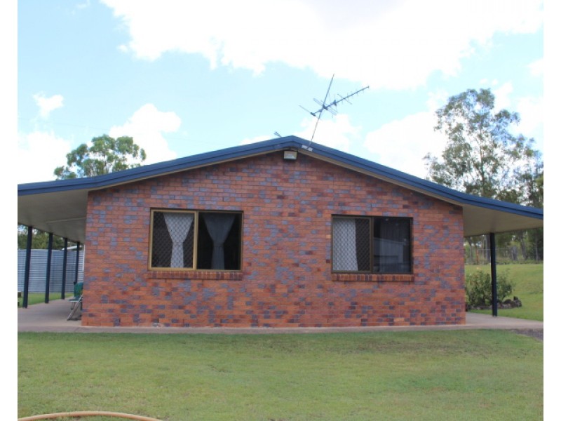 60 Kirkwood Rd, Gin Gin QLD 4671