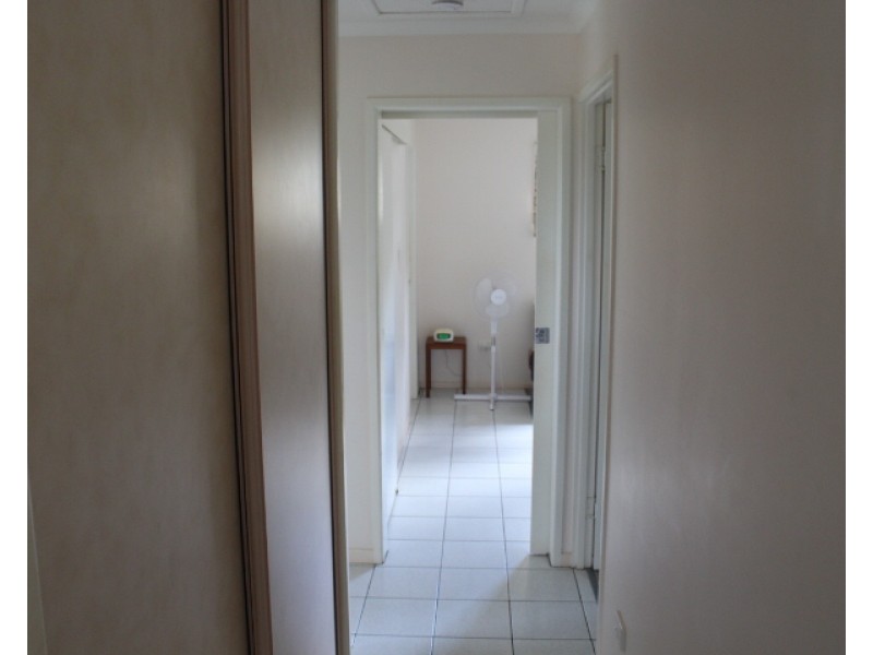 60 Kirkwood Rd, Gin Gin QLD 4671