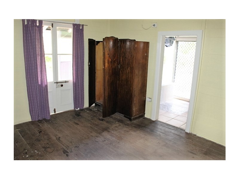 101 Rieck Street, Gin Gin QLD 4671