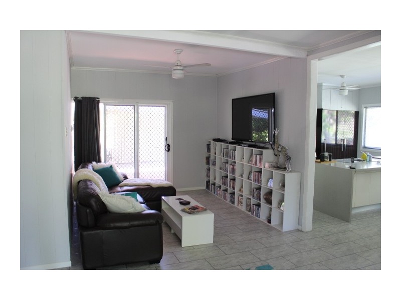 3083 Gin Gin Mt Perry Rd, Gin Gin QLD 4671