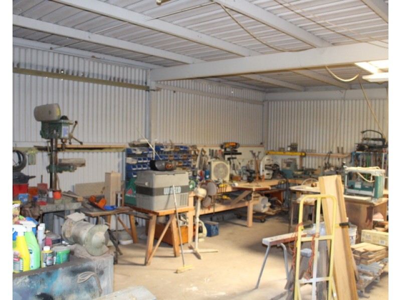 166 Hills Rd, Gin Gin QLD 4671