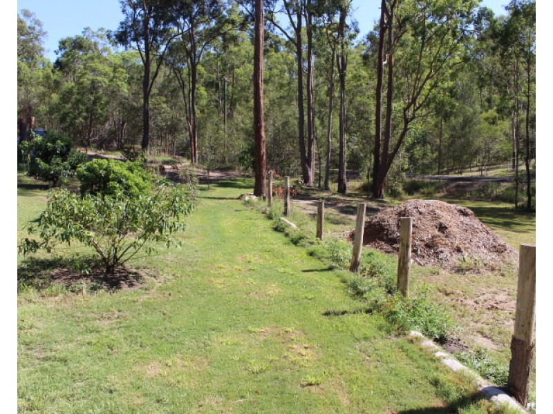 166 Hills Rd, Gin Gin QLD 4671