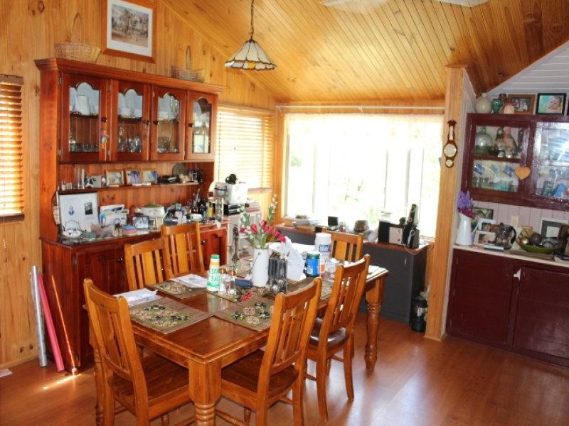 378 Ferry Hills Road, Wallaville QLD 4671