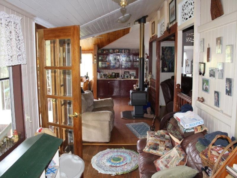 378 Ferry Hills Road, Wallaville QLD 4671