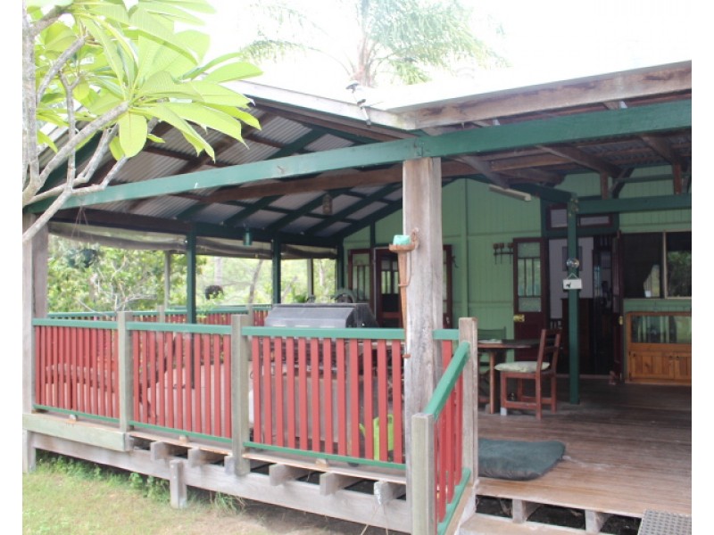 189 Thiels Rd, Gin Gin QLD 4671