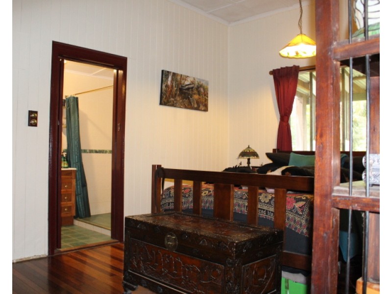 189 Thiels Rd, Gin Gin QLD 4671